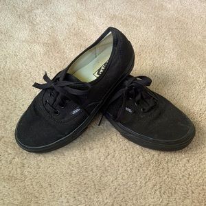 Solid black Vans classic